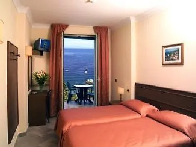 טאורמינה Hotel Villa Bianca Resort