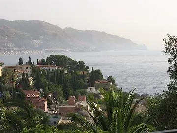טאורמינה Hotel Villa Bianca Resort