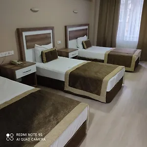Otel Dempa ***