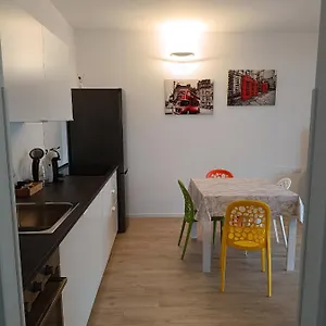 Eden House Apartament
